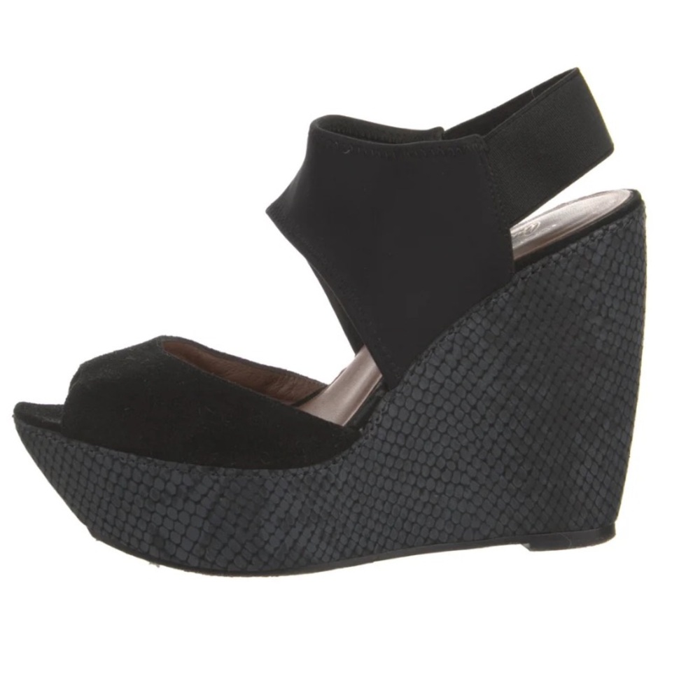 Donald Pliner Sandals
